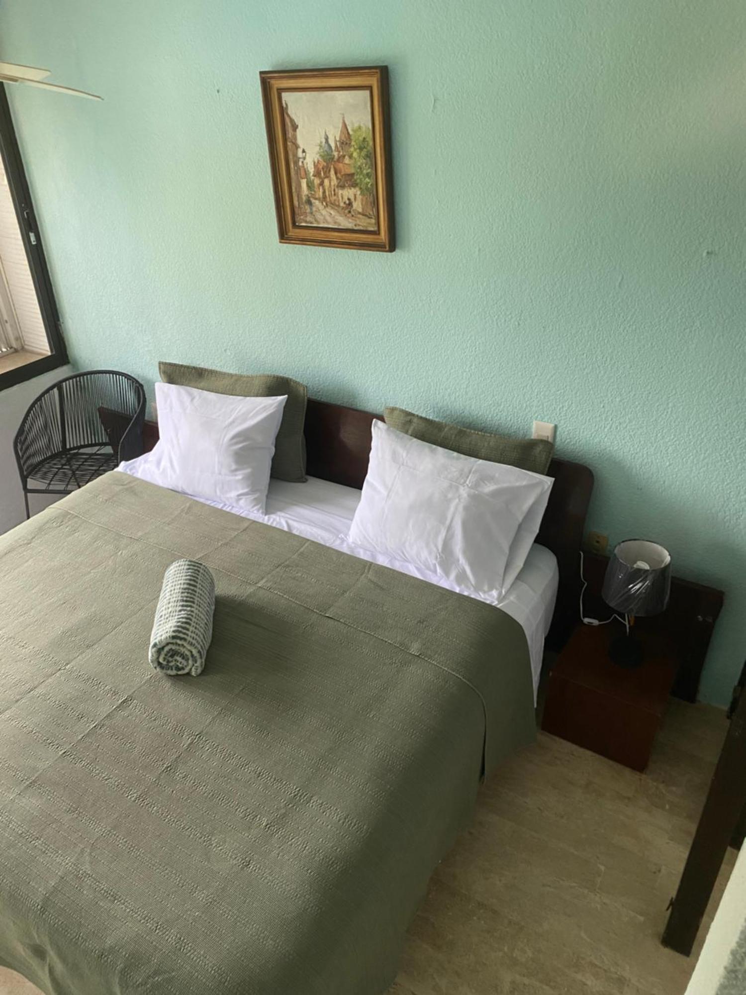 Front Beach Private Room With Shared Bathroom Канкун Екстер'єр фото